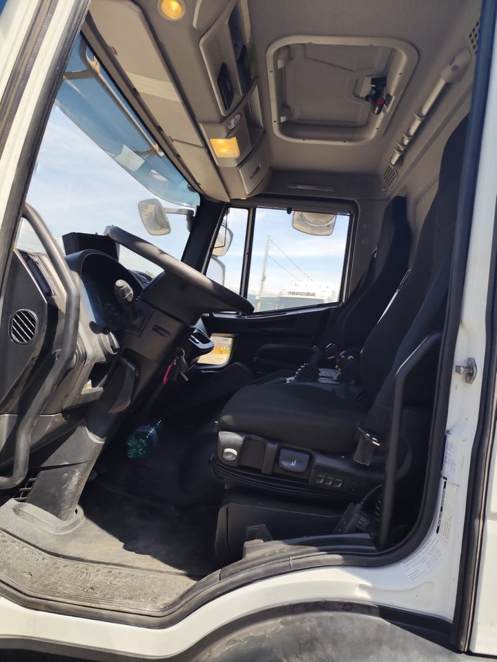 Tippbil, Kranbil IVECO EUROCARGO 140-250: bilde 7 Tippbil, Kranbil IVECO EUROCARGO 140-250: bilde 7