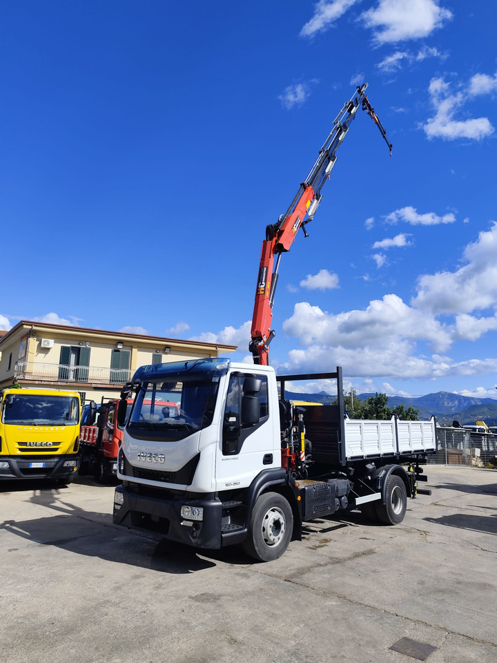 IVECO EUROCARGO 160-250 - Kranbil, Tippbil: bilde 3 IVECO EUROCARGO 160-250 - Kranbil, Tippbil: bilde 3