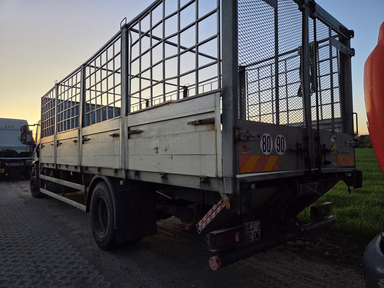 Kranbil, Kranbil IVECO EUROCARGO 180E25: bilde 6