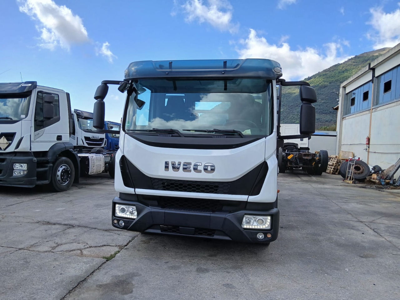 IVECO EUROCARGO 75-210 - Tippbil: bilde 5 IVECO EUROCARGO 75-210 - Tippbil: bilde 5