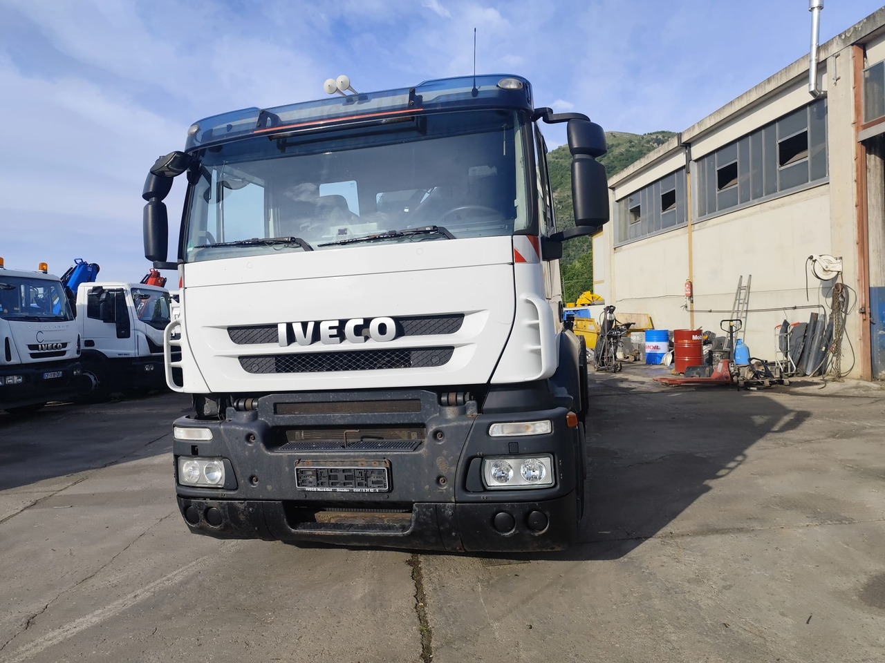IVECO STRALIS 260S45 - Kranbil: bilde 4 IVECO STRALIS 260S45 - Kranbil: bilde 4