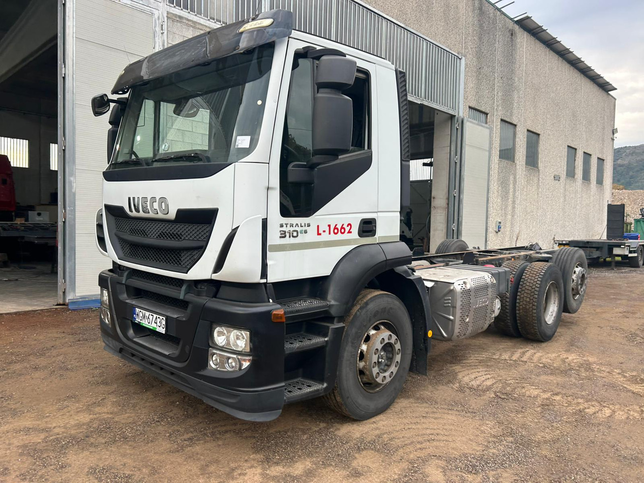 IVECO STRALIS AD 260S31 - Chassis lastebil: bilde 2 IVECO STRALIS AD 260S31 - Chassis lastebil: bilde 2