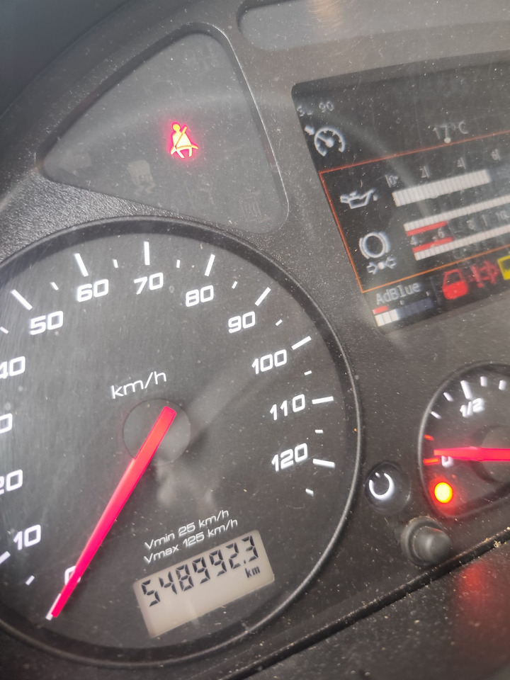 Kranbil IVECO STRALIS AD 260S31 XP: bilde 10 Kranbil IVECO STRALIS AD 260S31 XP: bilde 10