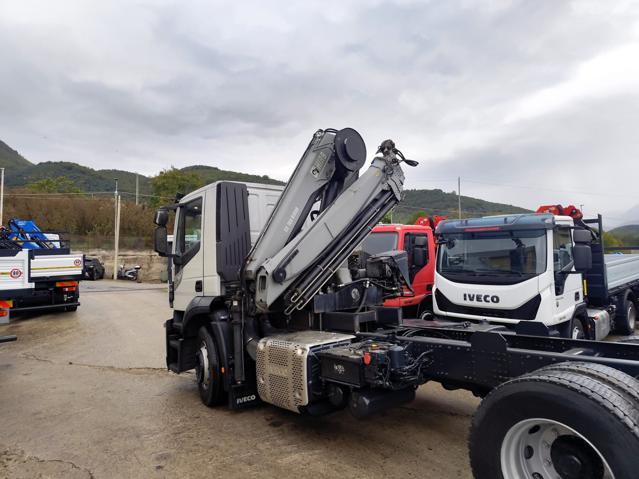 Kranbil IVECO STRALIS AD 260S31 XP: bilde 15 Kranbil IVECO STRALIS AD 260S31 XP: bilde 15