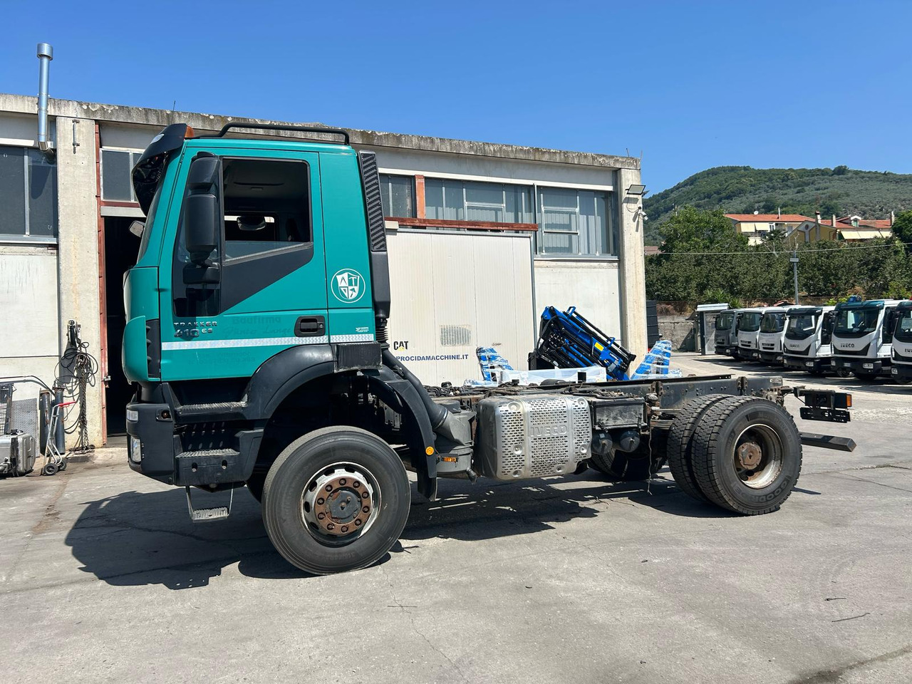 IVECO TRAKKER 190T41 - Chassis lastebil: bilde 2 IVECO TRAKKER 190T41 - Chassis lastebil: bilde 2