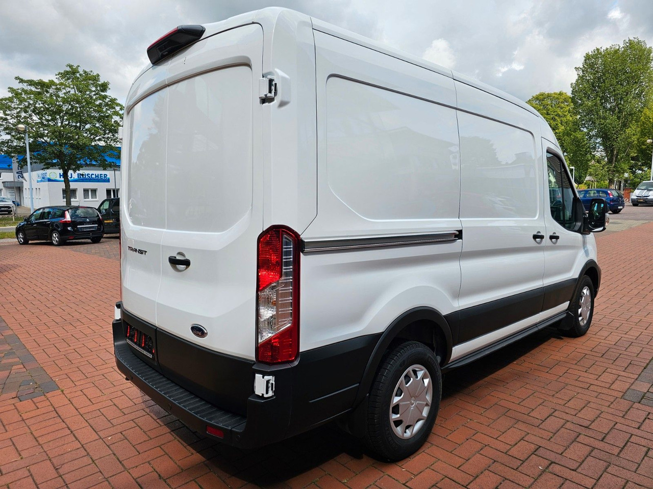 Ford Transit Kasten 350 L2H2 Trend Regalsystem Kamera - Kassebil: bilde 4 Ford Transit Kasten 350 L2H2 Trend Regalsystem Kamera - Kassebil: bilde 4