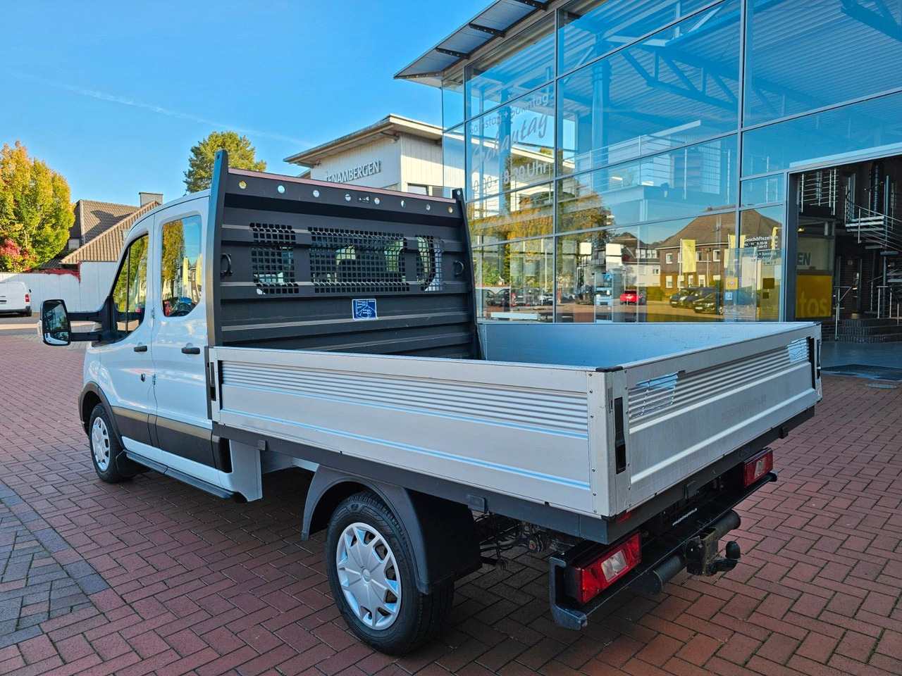 Ford Transit Pritsche 310 DoKa AHK Klima 7 Sitzer - Varebil med plan, Varebil med dobbelt førerhus: bilde 3 Ford Transit Pritsche 310 DoKa AHK Klima 7 Sitzer - Varebil med plan, Varebil med dobbelt førerhus: bilde 3
