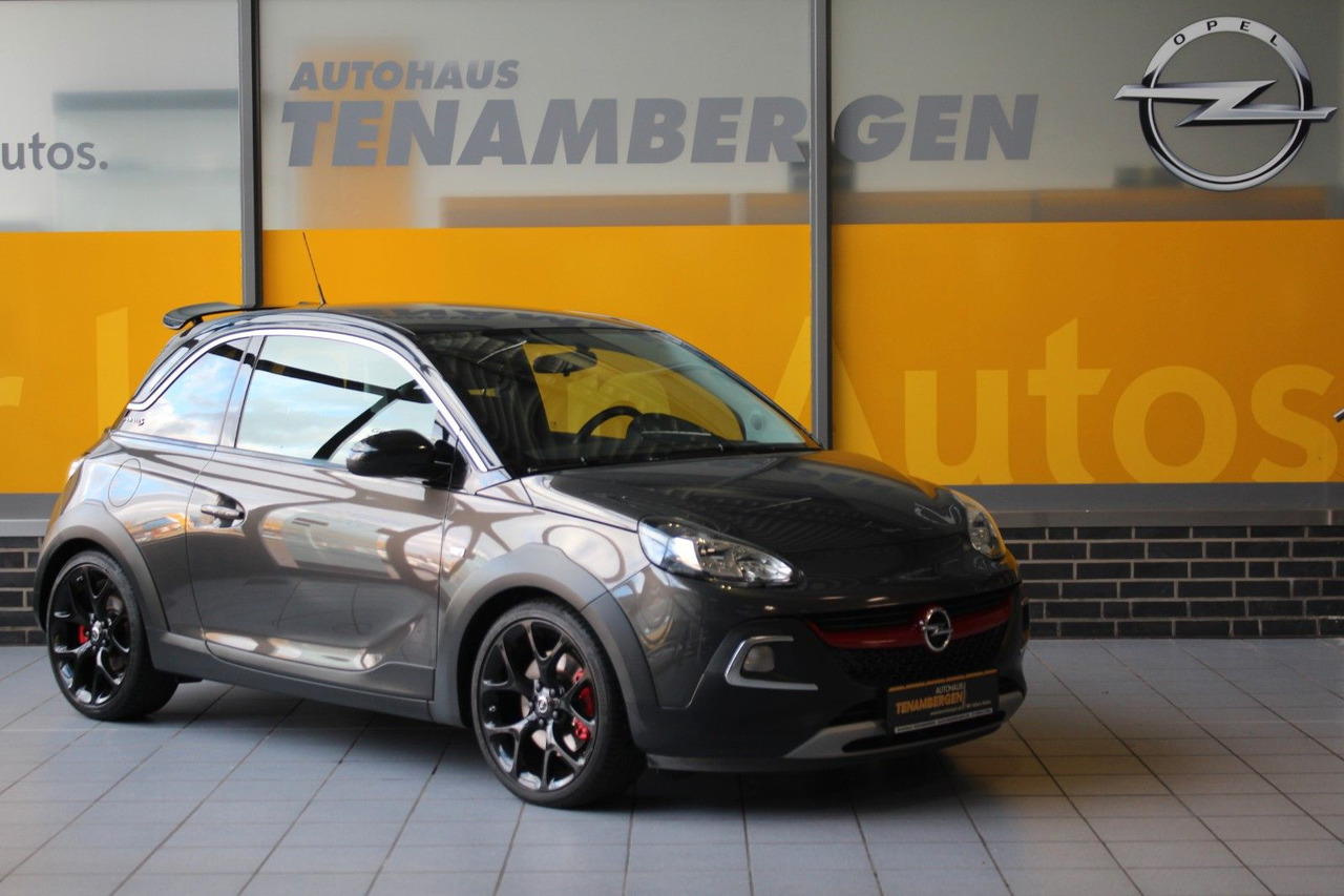 Opel Adam Rocks S Unlimited IntelliLink PDC 18" - Sedan: bilde 1 Opel Adam Rocks S Unlimited IntelliLink PDC 18" - Sedan: bilde 1