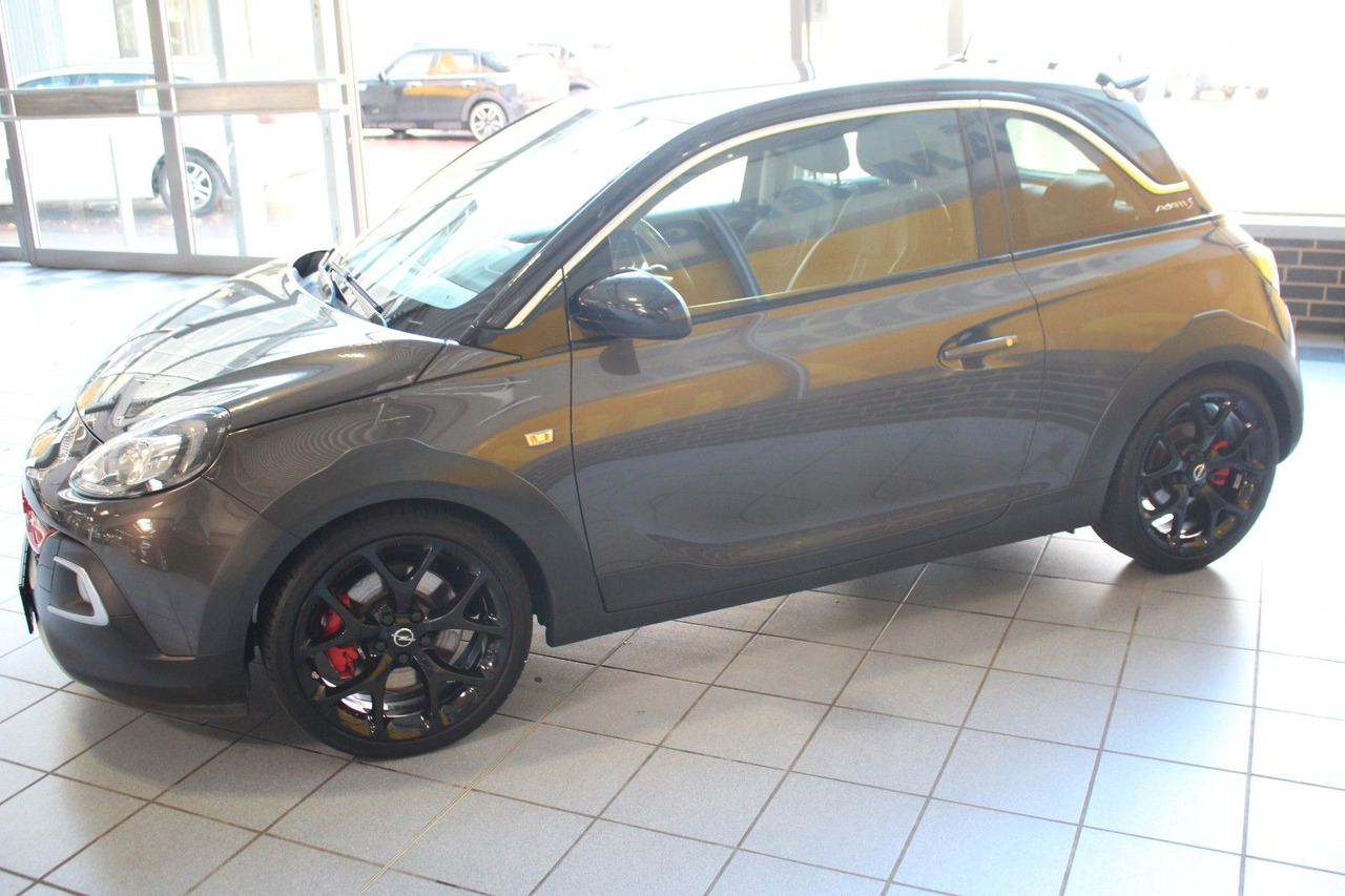 Opel Adam Rocks S Unlimited IntelliLink PDC 18" - Sedan: bilde 5 Opel Adam Rocks S Unlimited IntelliLink PDC 18" - Sedan: bilde 5