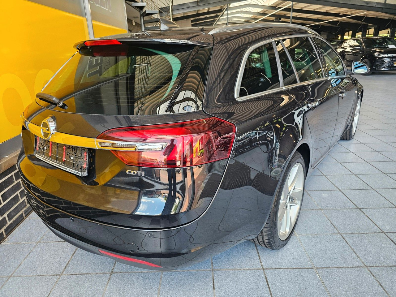 Opel Insignia A Business Innovation AHK ACC Leder Nav - Personenbil: bilde 4 Opel Insignia A Business Innovation AHK ACC Leder Nav - Personenbil: bilde 4