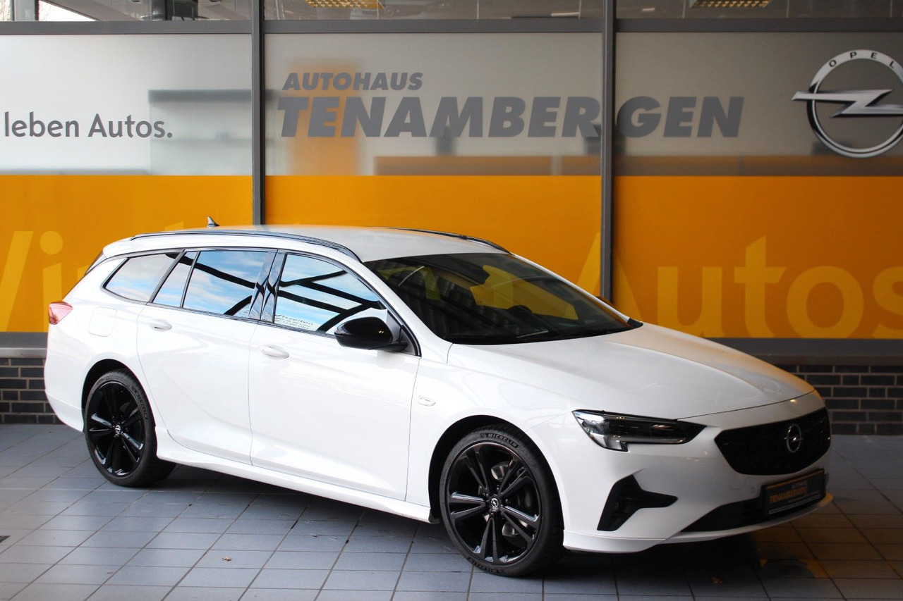 Opel Insignia B Sports Tourer Ultimate 4x4 AHK ACC - Personenbil: bilde 1 Opel Insignia B Sports Tourer Ultimate 4x4 AHK ACC - Personenbil: bilde 1