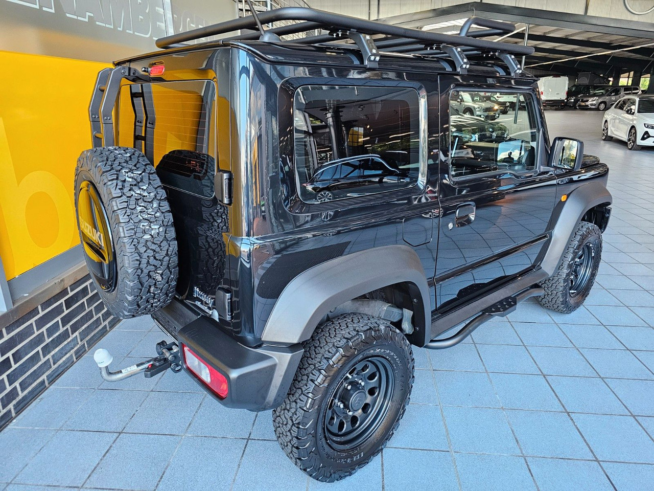 Suzuki Jimny Comfort AllGrip Leiter Dachträger Federn - SUV: bilde 4 Suzuki Jimny Comfort AllGrip Leiter Dachträger Federn - SUV: bilde 4