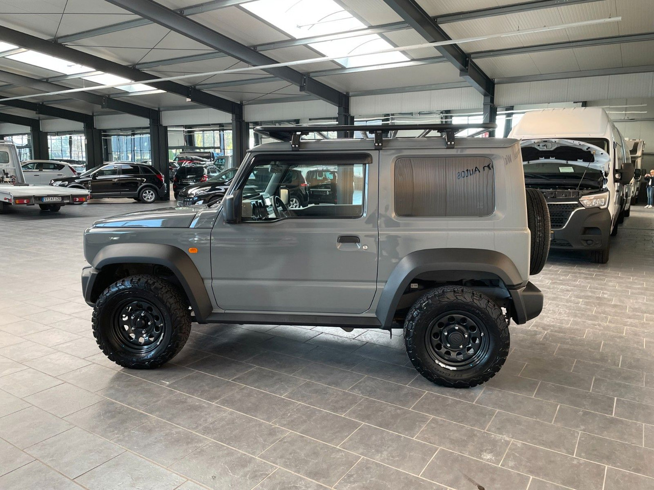 Suzuki Jimny Comfort AllGrip NFZ Dachgepäckträger - SUV: bilde 5 Suzuki Jimny Comfort AllGrip NFZ Dachgepäckträger - SUV: bilde 5