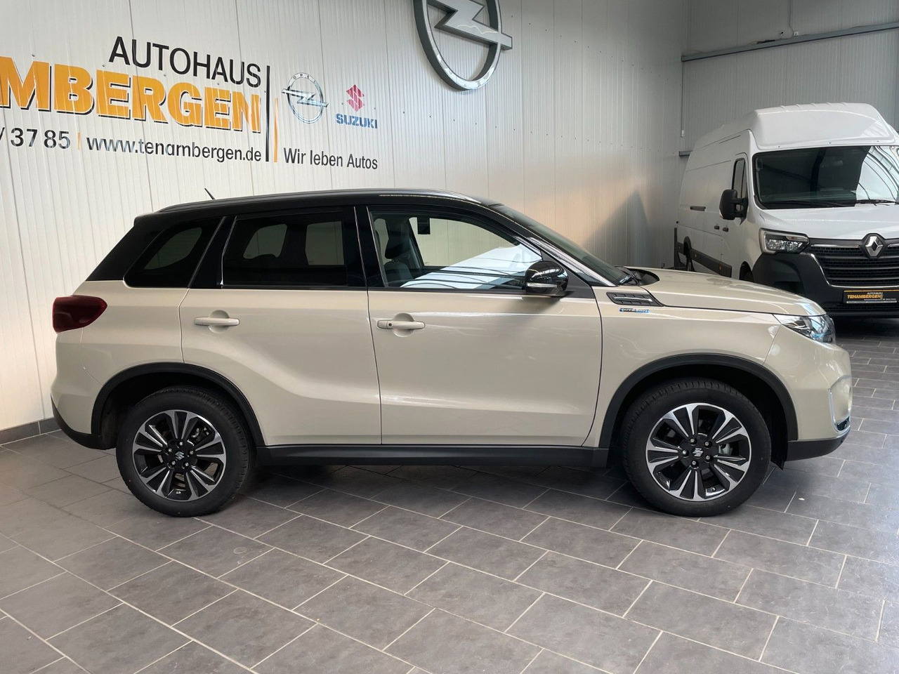Suzuki Vitara 1.5 Mild-Hybrid Comfort+ 4x2 LED DAB+ ACC - SUV: bilde 2 Suzuki Vitara 1.5 Mild-Hybrid Comfort+ 4x2 LED DAB+ ACC - SUV: bilde 2