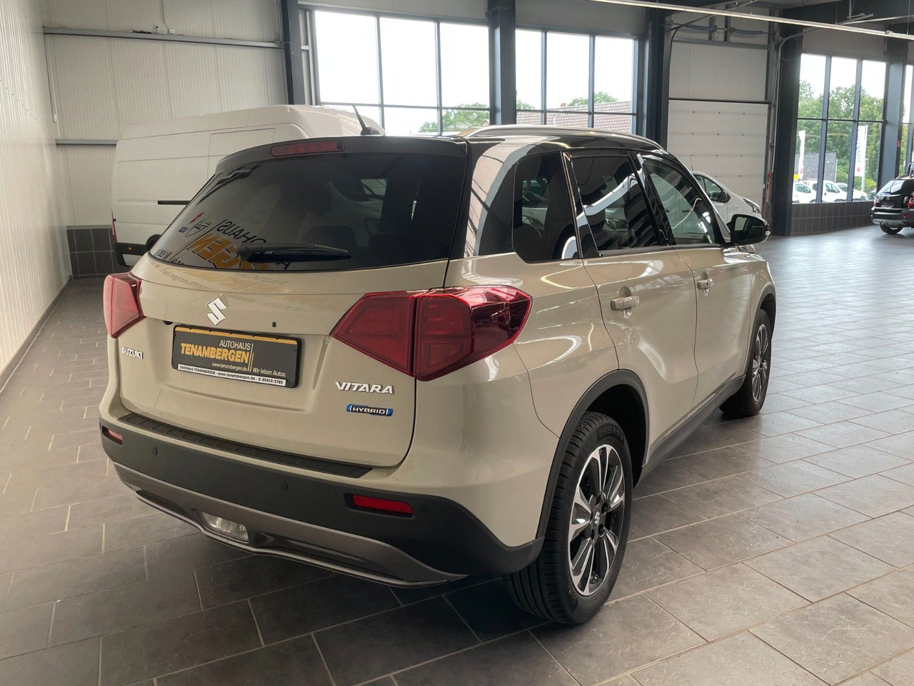 Suzuki Vitara 1.5 Mild-Hybrid Comfort+ 4x2 LED DAB+ ACC - SUV: bilde 3 Suzuki Vitara 1.5 Mild-Hybrid Comfort+ 4x2 LED DAB+ ACC - SUV: bilde 3