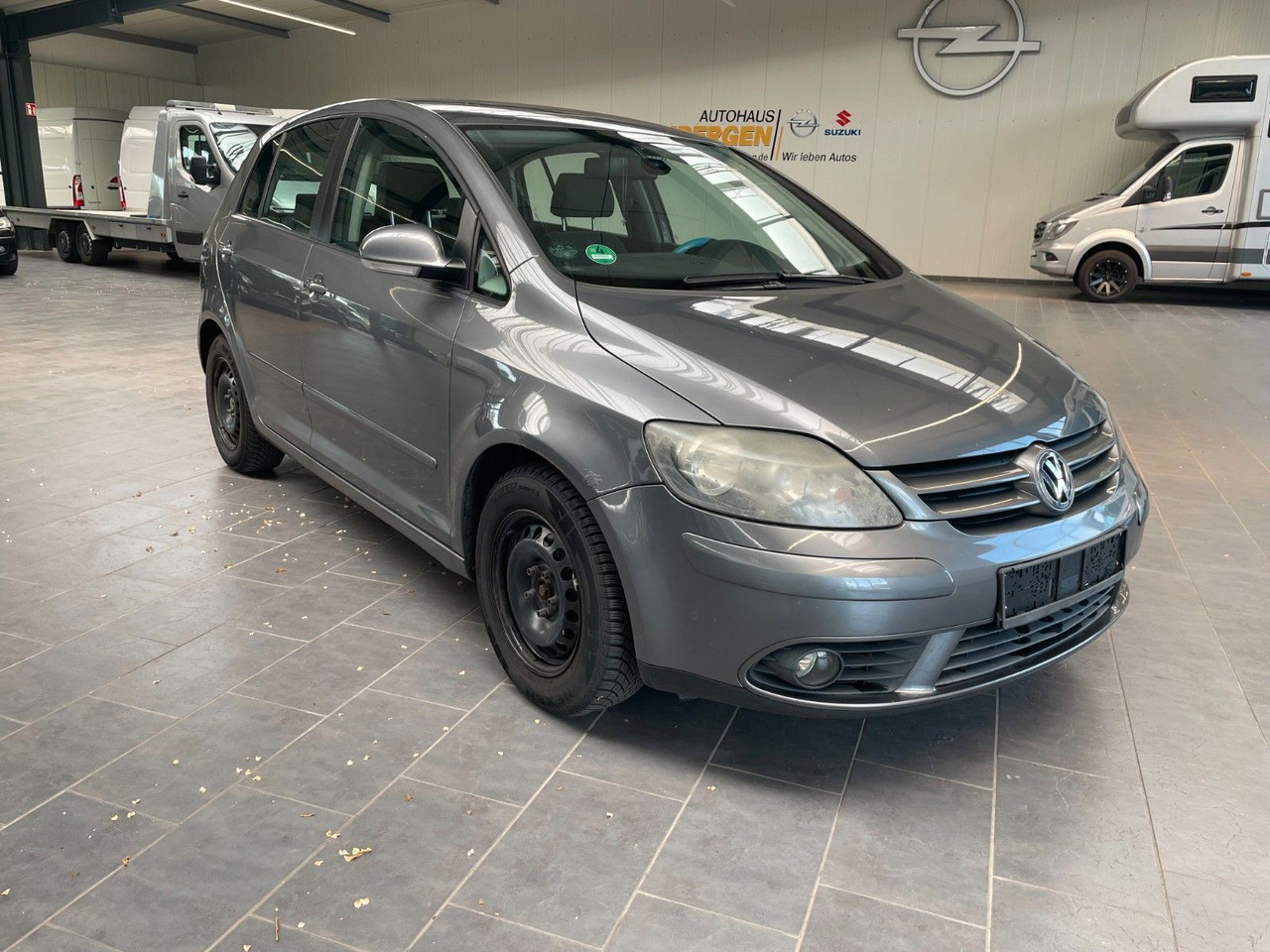 Volkswagen Golf Plus - Persontransport: bilde 1 Volkswagen Golf Plus - Persontransport: bilde 1