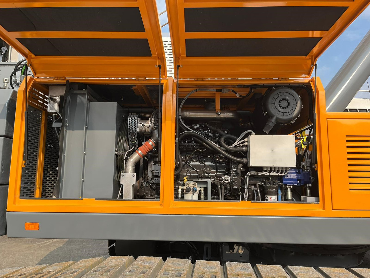 SENNEBOGEN 673 - Beltegående kran: bilde 3 SENNEBOGEN 673 - Beltegående kran: bilde 3