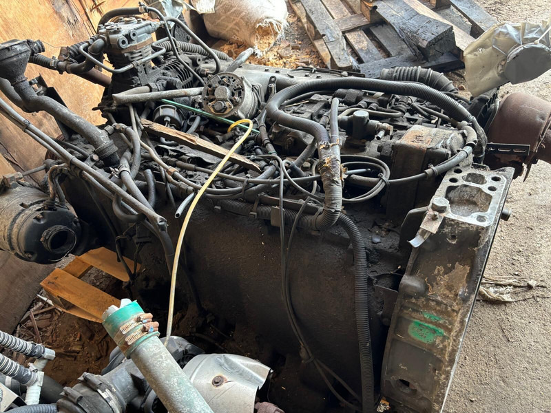 Mercedes-Benz O405 - Motor: bilde 4 Mercedes-Benz O405 - Motor: bilde 4