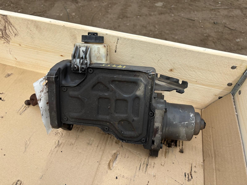 Scania G410 - Clutch og deler: bilde 2 Scania G410 - Clutch og deler: bilde 2