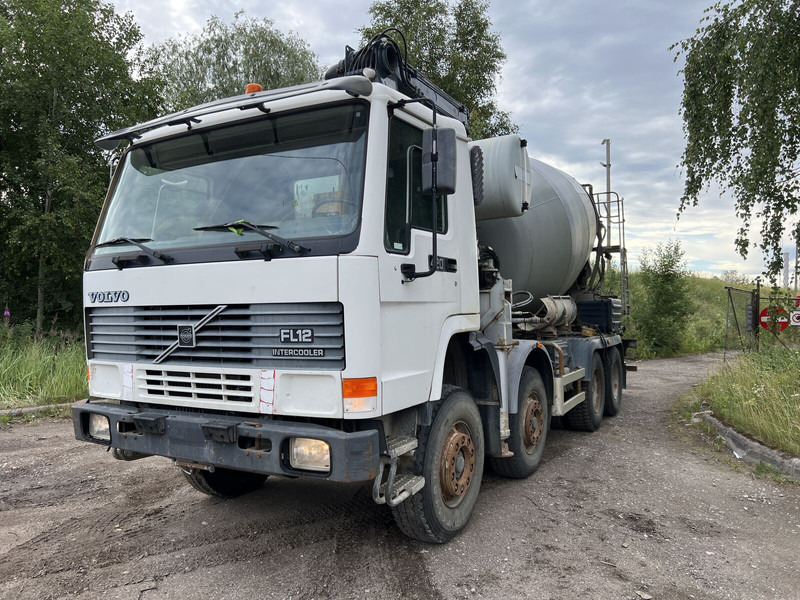 Volvo FL12 - Stasjonær betongpumpe: bilde 1 Volvo FL12 - Stasjonær betongpumpe: bilde 1
