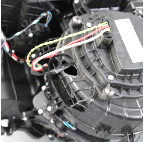 DAF XF106 Kachelhuis 2154534 - Viftemotor for Lastebil: bilde 4 DAF XF106 Kachelhuis 2154534 - Viftemotor for Lastebil: bilde 4