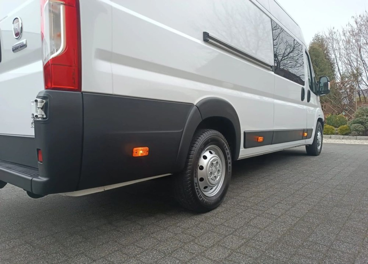Fiat Ducato Max Brygadowy 7-osobowy 2.3 180ps. - Varebil med dobbelt førerhus: bilde 5 Fiat Ducato Max Brygadowy 7-osobowy 2.3 180ps. - Varebil med dobbelt førerhus: bilde 5
