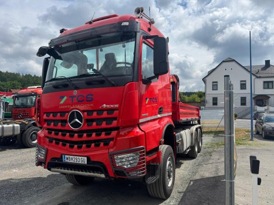 Mercedes-Benz AROCS 3552 963-2F Epsilon M100L86 Kran ? Leistungsstarker Holzladekran mit hoher Reichweite - Kranbil: bilde 1 Mercedes-Benz AROCS 3552 963-2F Epsilon M100L86 Kran ? Leistungsstarker Holzladekran mit hoher Reichweite - Kranbil: bilde 1