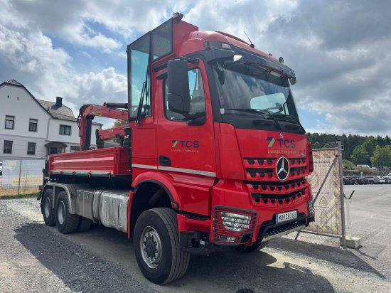 Mercedes-Benz AROCS 3552 963-2F Epsilon M100L86 Kran ? Leistungsstarker Holzladekran mit hoher Reichweite - Kranbil: bilde 2 Mercedes-Benz AROCS 3552 963-2F Epsilon M100L86 Kran ? Leistungsstarker Holzladekran mit hoher Reichweite - Kranbil: bilde 2