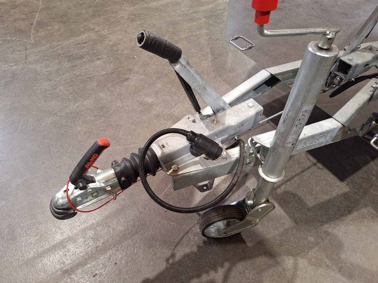 Deli Star Trailer 6000 Flower & General Sales - EU Standards - Salgsvogn: bilde 2 Deli Star Trailer 6000 Flower & General Sales - EU Standards - Salgsvogn: bilde 2