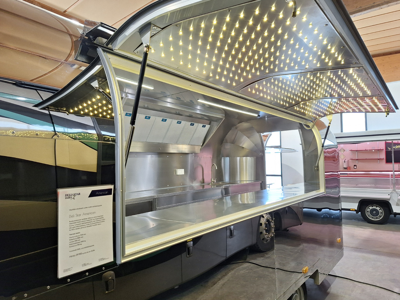 Deli Star Trailer American 5800 - EU standards - Salgsvogn: bilde 2 Deli Star Trailer American 5800 - EU standards - Salgsvogn: bilde 2