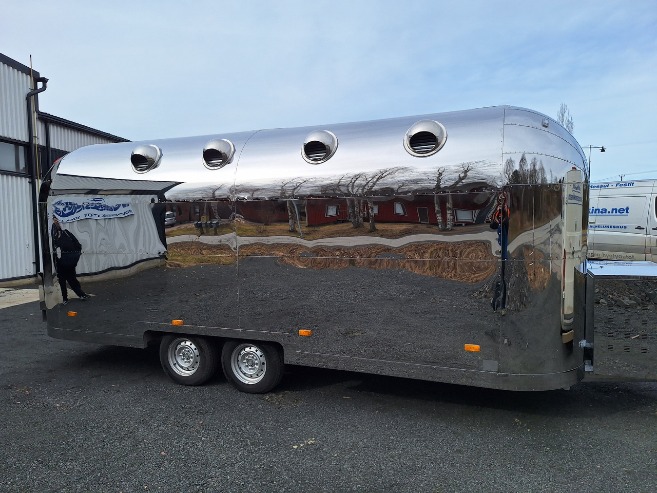 Deli Star Trailer American 5800 - EU standards - Salgsvogn: bilde 1 Deli Star Trailer American 5800 - EU standards - Salgsvogn: bilde 1