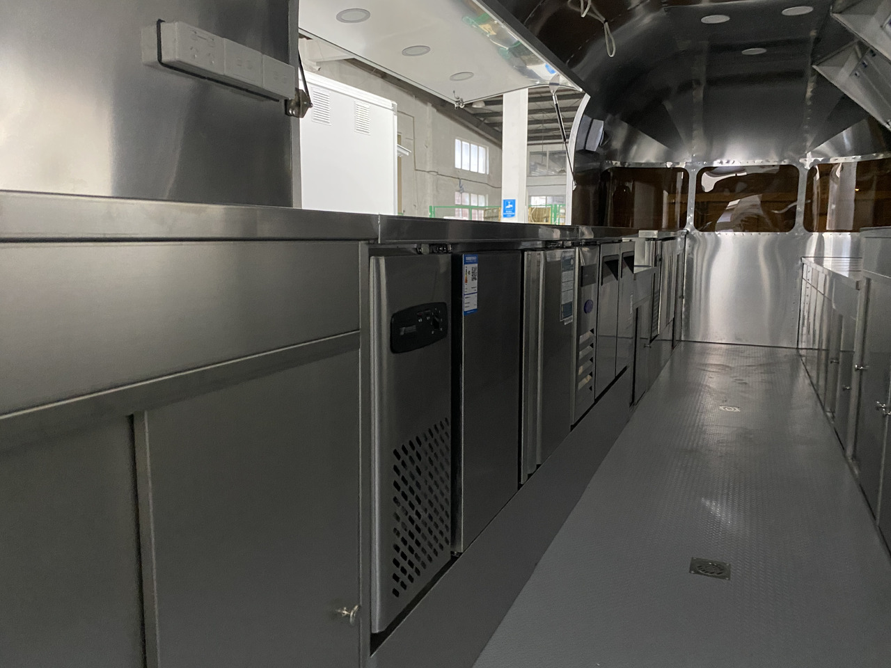 Ny Salgsvogn Deli Star Trailer American 6000 - EU Standards: bilde 9 Ny Salgsvogn Deli Star Trailer American 6000 - EU Standards: bilde 9