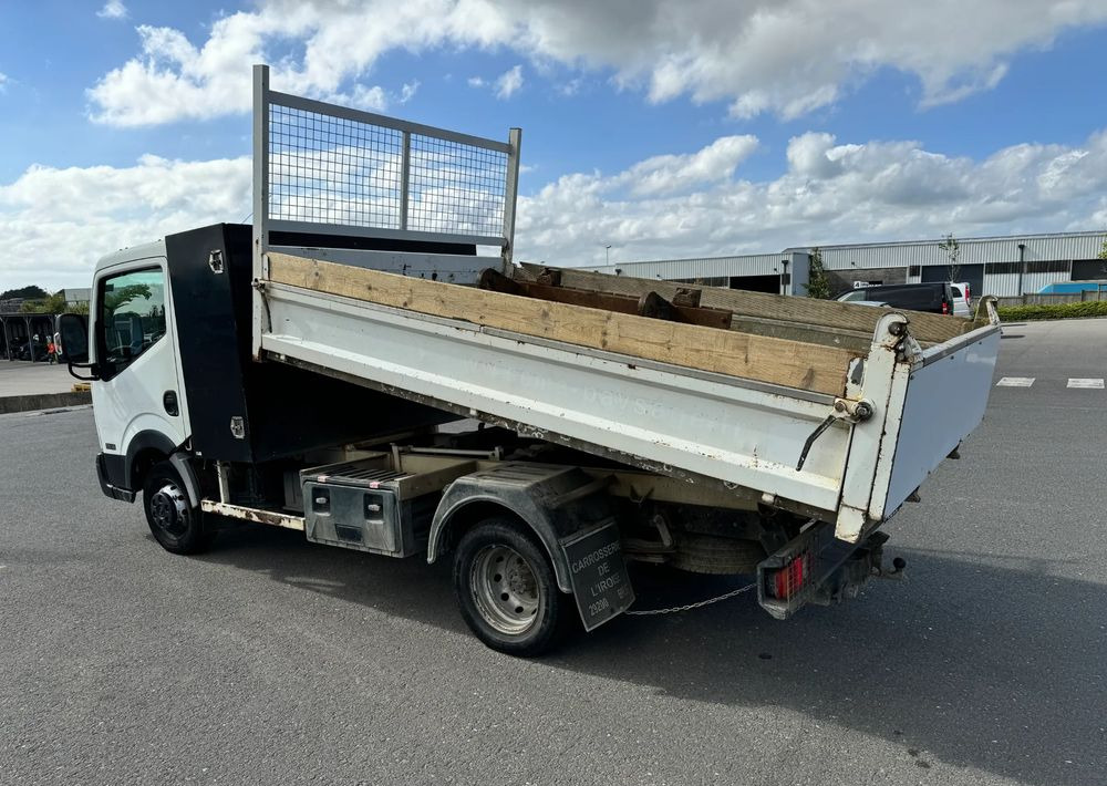 Nissan NT400 - Tippbil: bilde 3 Nissan NT400 - Tippbil: bilde 3