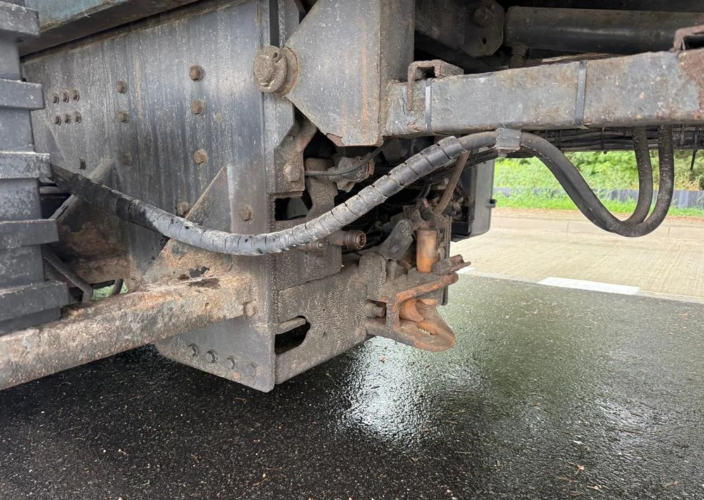 Scania R380 PD Autopomoc Specialny tacho na tarczki wciągarka - Bergingsbil: bilde 4 Scania R380 PD Autopomoc Specialny tacho na tarczki wciągarka - Bergingsbil: bilde 4