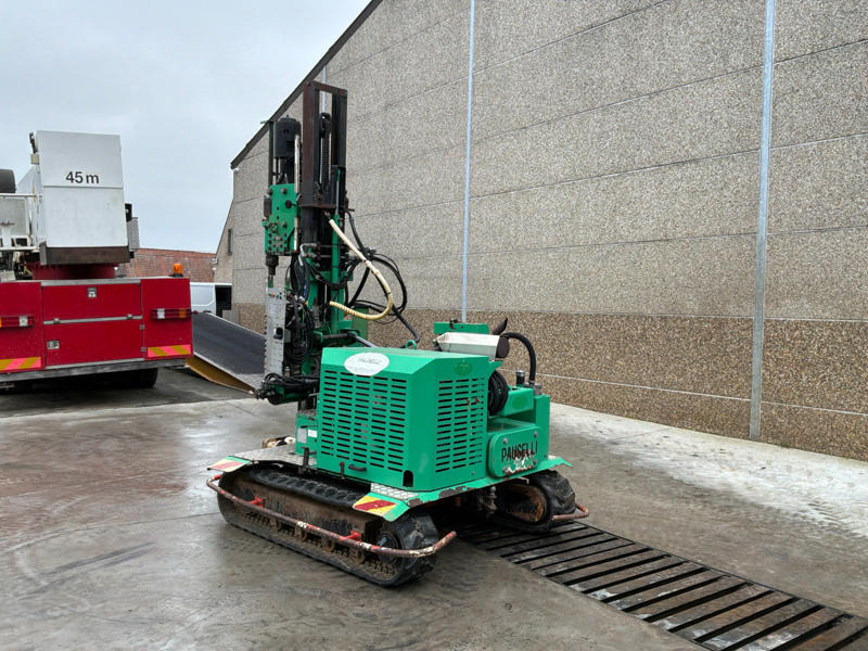 Pauselli 700 - Bygg og anlegg: bilde 4 Pauselli 700 - Bygg og anlegg: bilde 4