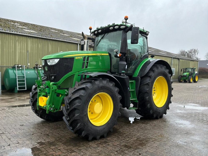 John Deere 6230R - Beltetraktor: bilde 1 John Deere 6230R - Beltetraktor: bilde 1