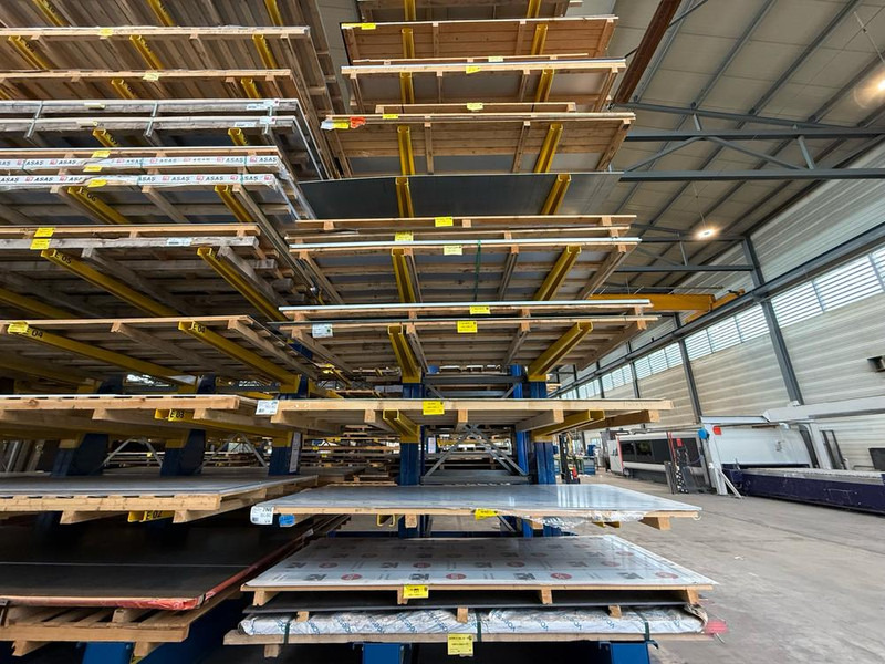 Onbekend - Metallbearbeidingsmaskin: bilde 2 Onbekend - Metallbearbeidingsmaskin: bilde 2