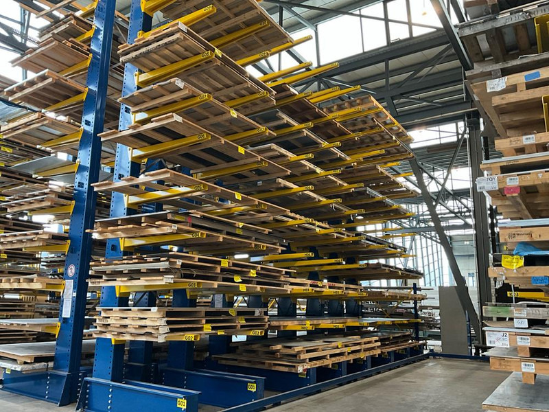 Onbekend - Metallbearbeidingsmaskin: bilde 1 Onbekend - Metallbearbeidingsmaskin: bilde 1