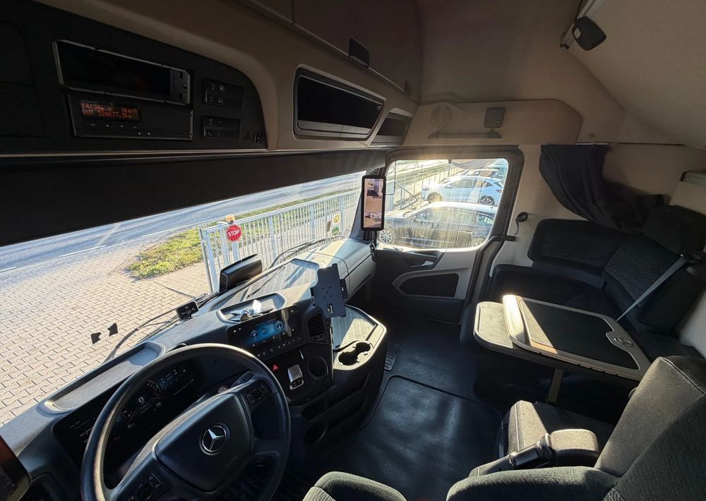 Leie Mercedes-Benz ACTROS 1845 Zestaw przestrzenny przejazdowy120m3 Mercedes-Benz ACTROS 1845 Zestaw przestrzenny przejazdowy120m3: bilde 10 Leie Mercedes-Benz ACTROS 1845 Zestaw przestrzenny przejazdowy120m3 Mercedes-Benz ACTROS 1845 Zestaw przestrzenny przejazdowy120m3: bilde 10