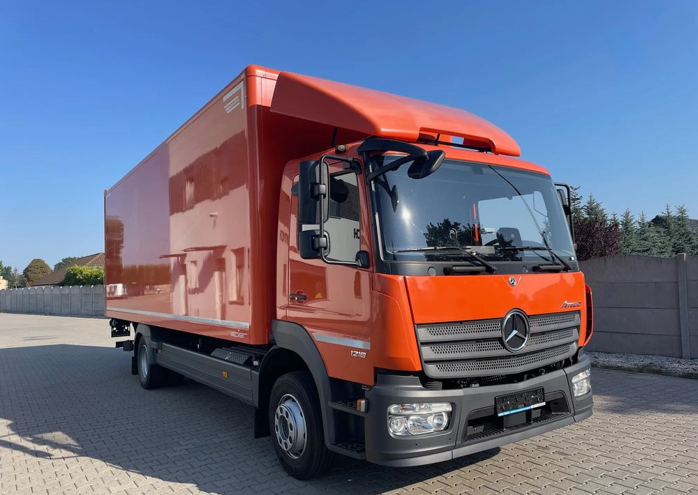 Mercedes-Benz ATEGO 1218 - Skapbil: bilde 2 Mercedes-Benz ATEGO 1218 - Skapbil: bilde 2