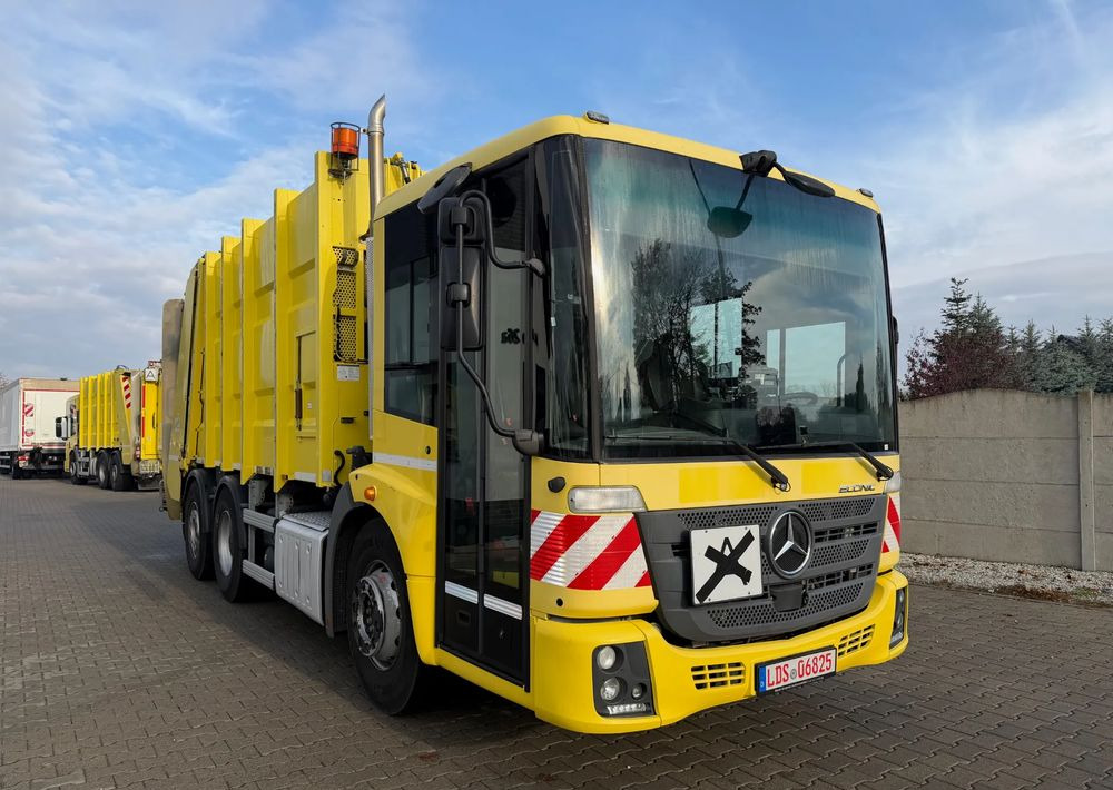 Mercedes-Benz ECONIC 2630, EURO6/ ŚMECIARKA/ ZOELLER/ DELTA - Søppelbil: bilde 2 Mercedes-Benz ECONIC 2630, EURO6/ ŚMECIARKA/ ZOELLER/ DELTA - Søppelbil: bilde 2