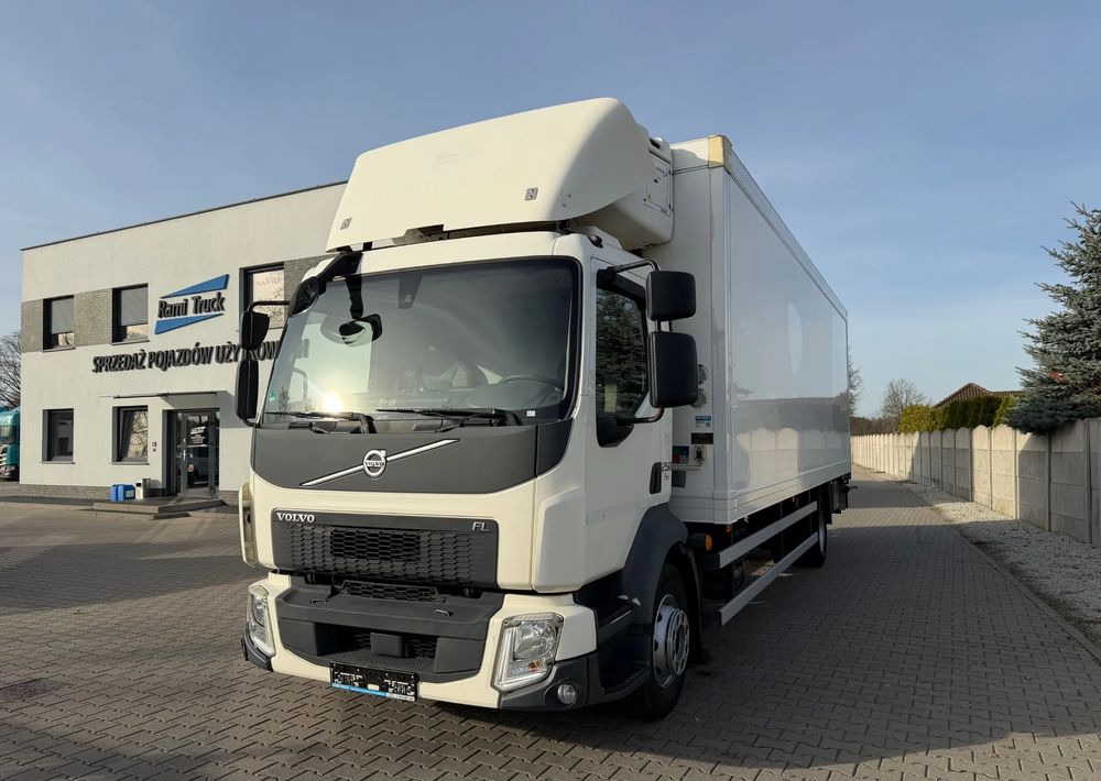 Volvo FL 16.250/ 19 PALET/ Ładownośc 6 ton/ na poduszkach! - Lastebil med kjøl: bilde 1 Volvo FL 16.250/ 19 PALET/ Ładownośc 6 ton/ na poduszkach! - Lastebil med kjøl: bilde 1