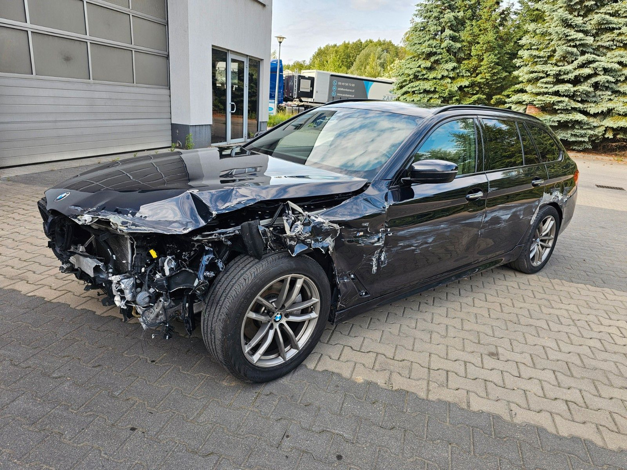 BMW 520 d M Packet Luftsitze Harman-K TOP Ausstatt. - Personenbil: bilde 2 BMW 520 d M Packet Luftsitze Harman-K TOP Ausstatt. - Personenbil: bilde 2