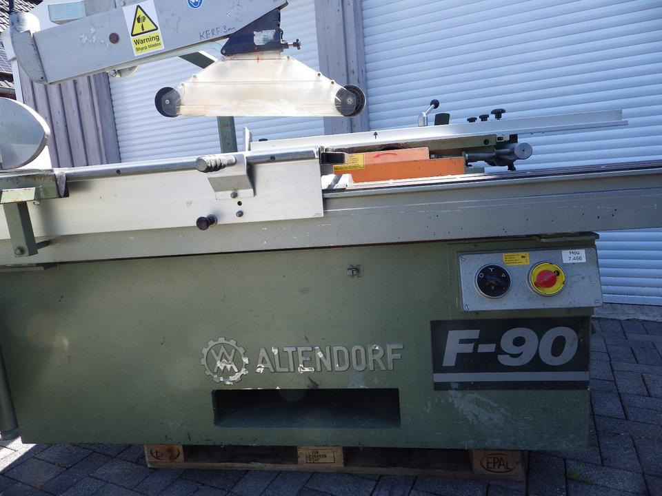 2 x Formatkreissäge mit Vorritzer Altendorf F90 und ROBLAND E300 - Trebearbeidingsmaskin: bilde 1 2 x Formatkreissäge mit Vorritzer Altendorf F90 und ROBLAND E300 - Trebearbeidingsmaskin: bilde 1