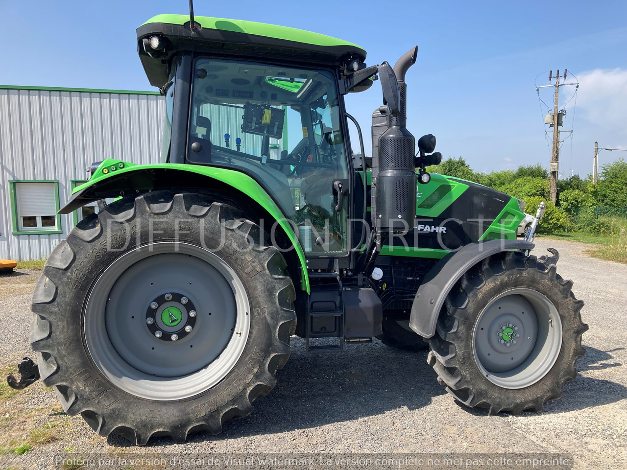 DEUTZ-FAHR TRACTEUR AGRICOLE 6125 C RV SHIFT - Traktor: bilde 2 DEUTZ-FAHR TRACTEUR AGRICOLE 6125 C RV SHIFT - Traktor: bilde 2