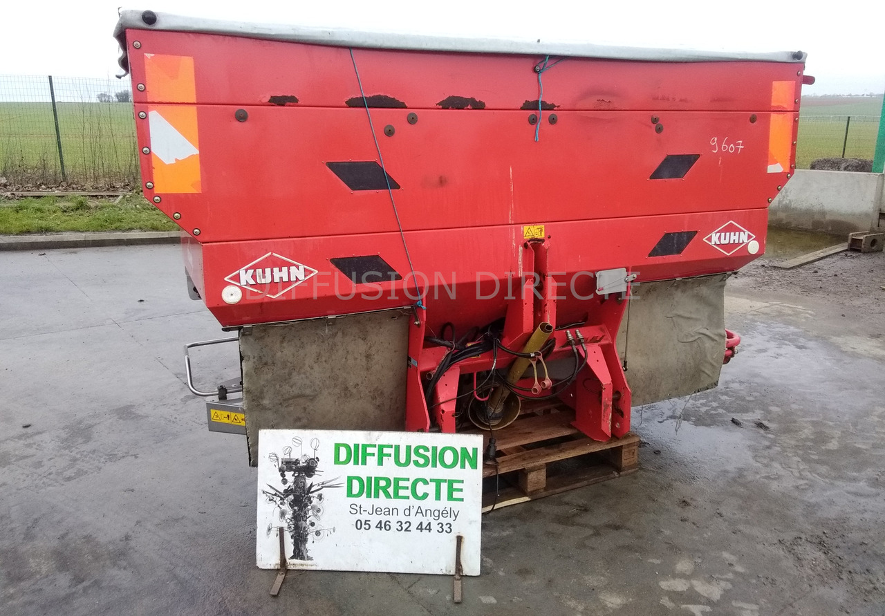 KUHN DISTRIBUTEUR D'ENGRAIS MDS 1141 - Gjødselspreder: bilde 1 KUHN DISTRIBUTEUR D'ENGRAIS MDS 1141 - Gjødselspreder: bilde 1