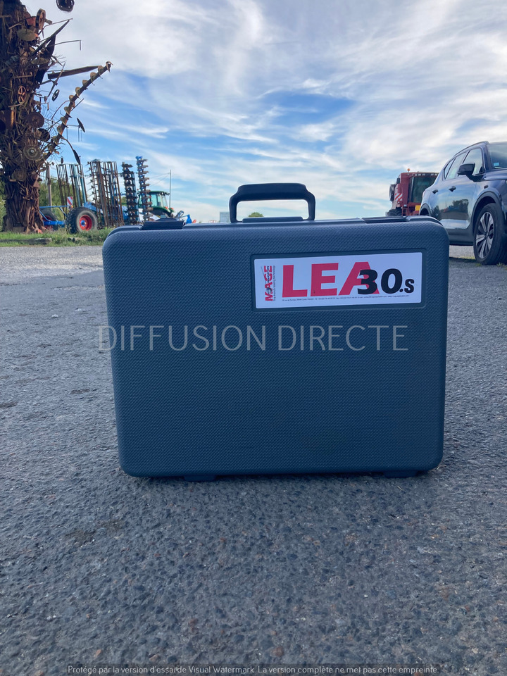 MAGE ATTACHEUR ELECTRIQUE LEA 30.S - Anleggsmaskiner: bilde 2 MAGE ATTACHEUR ELECTRIQUE LEA 30.S - Anleggsmaskiner: bilde 2