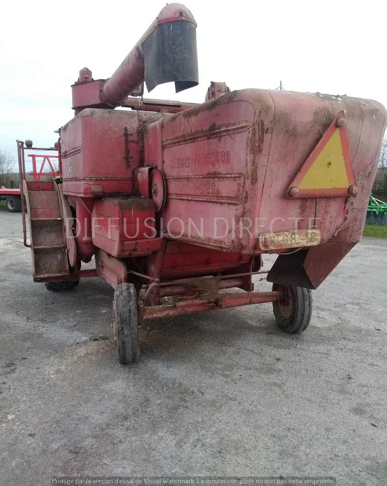 MASSEY FERGUSON MOISSONNEUSE BATTEUSE 500 - Tresker: bilde 4 MASSEY FERGUSON MOISSONNEUSE BATTEUSE 500 - Tresker: bilde 4