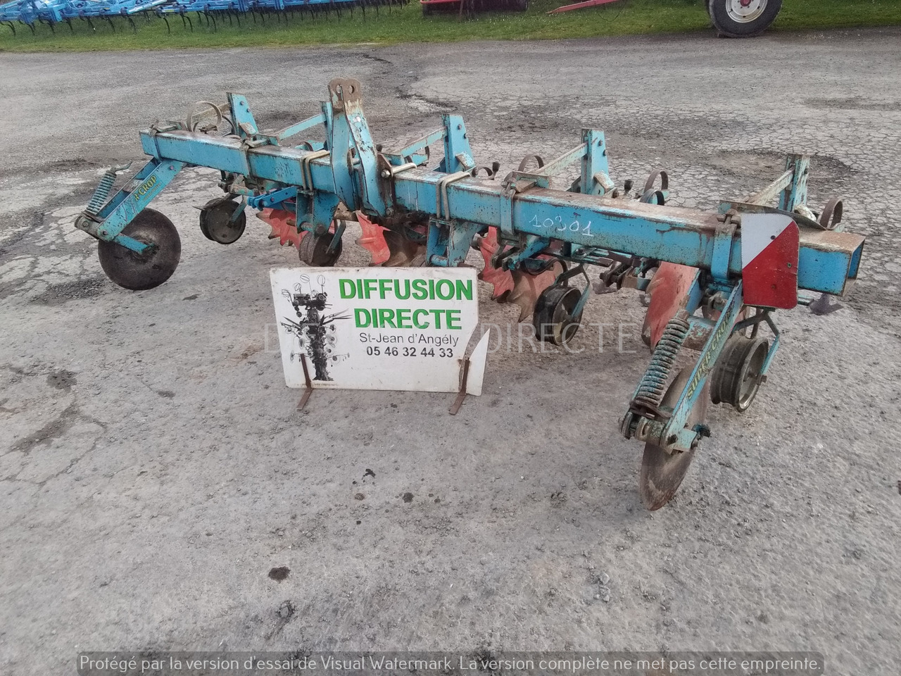 MONOSEM BINEUSE SUPER CROP 4 RANGS - Jordforbedring maskin: bilde 1 MONOSEM BINEUSE SUPER CROP 4 RANGS - Jordforbedring maskin: bilde 1