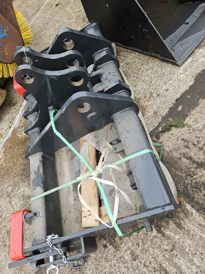 JCB Headstock carriage for Bobcat/MF Handler - Utstyr for Teleskoplastere: bilde 1 JCB Headstock carriage for Bobcat/MF Handler - Utstyr for Teleskoplastere: bilde 1